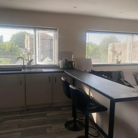 Rivendell Spacious Two Bedroom 1St Floor Flat Broadstairs Exterior photo