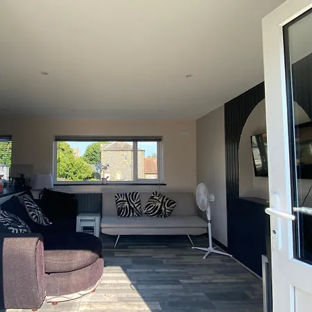 Rivendell Spacious Two Bedroom 1St Floor Flat Broadstairs Exterior photo