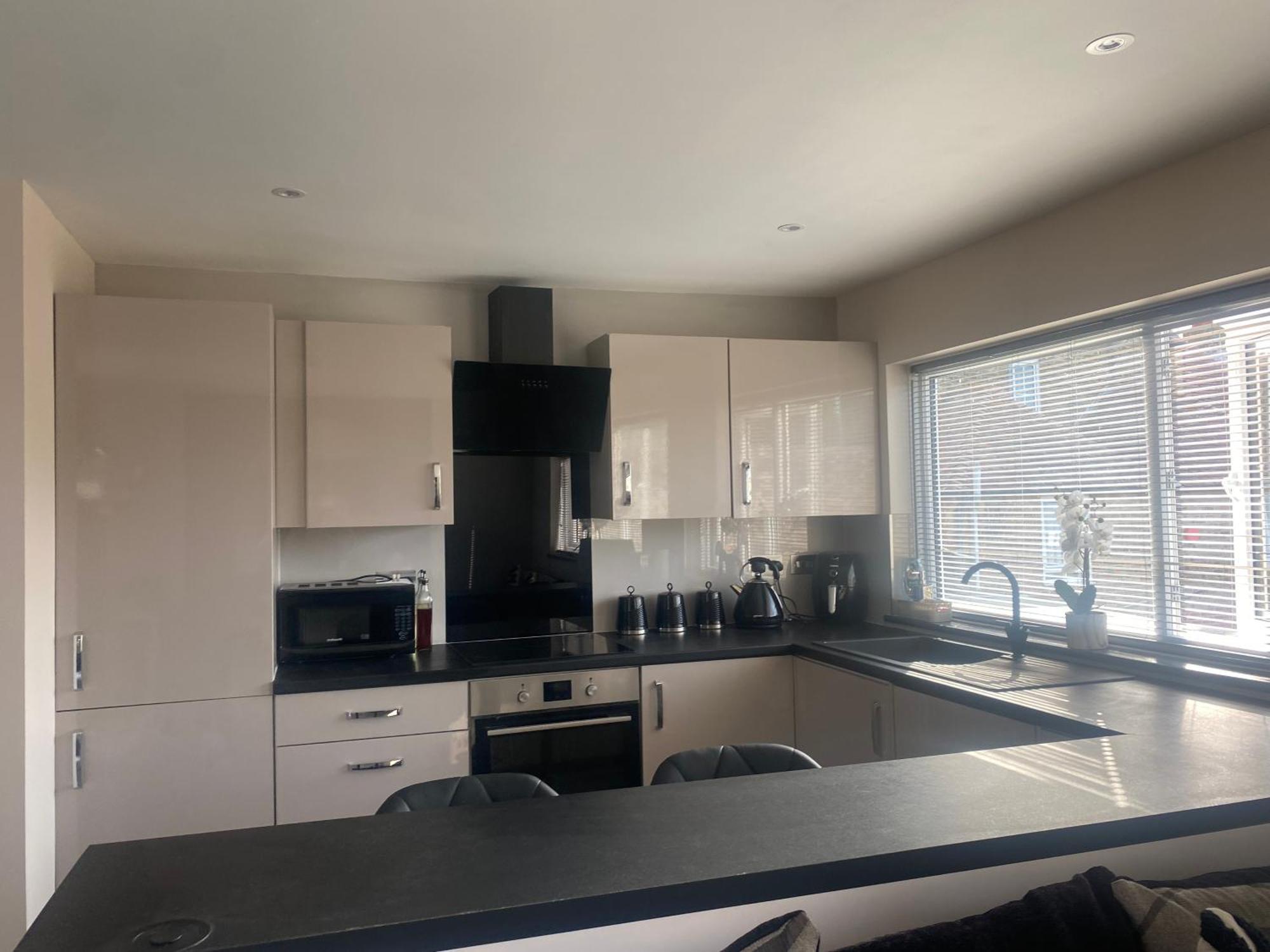 Apartment Rivendell Spacious Two Bedroom 1st Floor Flat *